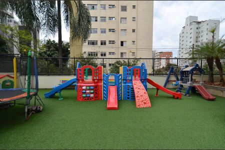 Apartamento à venda com 151m², 4 quartos e 2 vagasÁrea comum - Playground