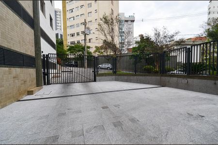 Apartamento à venda com 151m², 4 quartos e 2 vagasEntrada