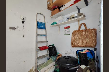 Casa à venda com 96m², 2 quartos e sem vaga Casa à venda com 96m², 2 quartos e sem vagaQuarto de Serviço