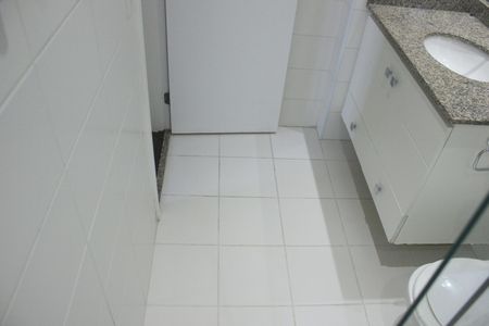 Apartamento à venda com 86m², 2 quartos e 2 vagasBanheiro da Suíte 2