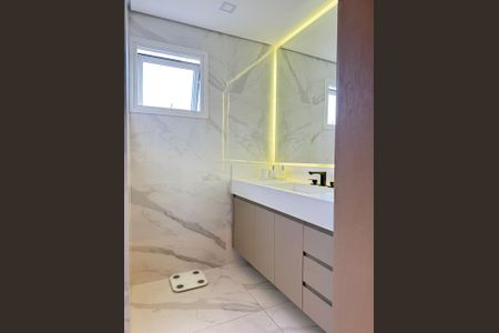 Apartamento para alugar com 247m², 3 quartos e 4 vagasBanheiro