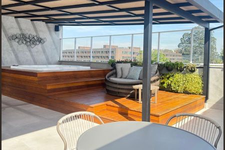 Apartamento para alugar com 247m², 3 quartos e 4 vagasCobertura