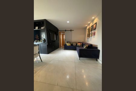 Sala de apartamento à venda com 3 quartos, 102m² em Santo Antônio, Belo Horizonte