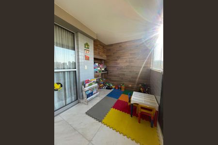 Apartamento à venda com 102m², 3 quartos e 2 vagasVaranda