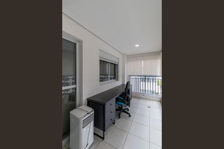 Apartamento à venda com 63m², 2 quartos e 1 vaga Apartamento à venda com 63m², 2 quartos e 1 vagaVaranda Sala