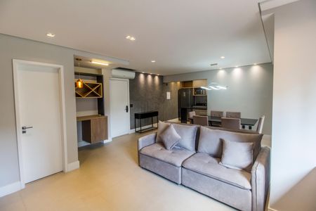 Sala de apartamento à venda com 2 quartos, 98m² em Alphaville Empresarial, Barueri