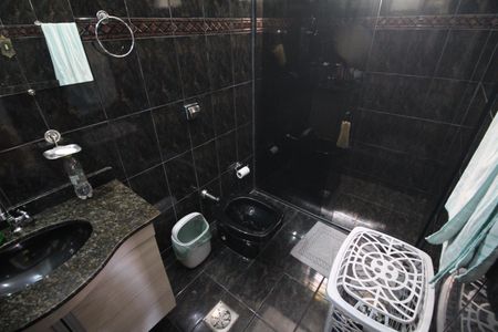 Casa à venda com 273m², 4 quartos e 4 vagasBanheiro da Suíte