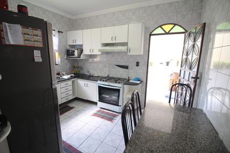 Casa à venda com 273m², 4 quartos e 4 vagasCozinha