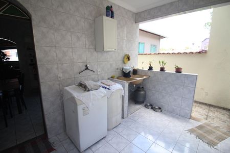 Casa à venda com 273m², 4 quartos e 4 vagasÁrea de Serviço