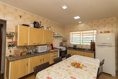 Casa para alugar com 280m², 3 quartos e 2 vagasCozinha