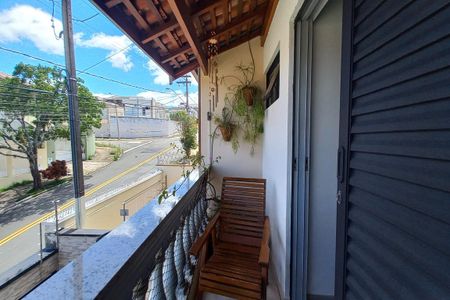 Varanda da suíte  de casa à venda com 3 quartos, 120m² em Jardim Santa Judith, Campinas