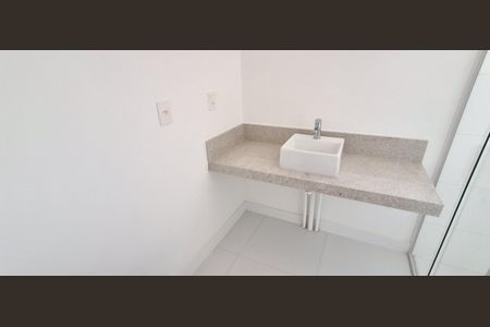 Apartamento à venda com 117m², 3 quartos e 3 vagas Apartamento à venda com 117m², 3 quartos e 3 vagasBanheiro Suíte 2