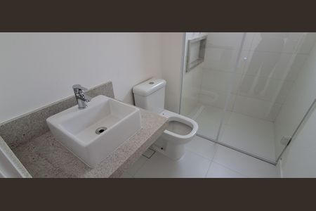 Apartamento à venda com 117m², 3 quartos e 3 vagas Apartamento à venda com 117m², 3 quartos e 3 vagasBanheiro Suíte 1