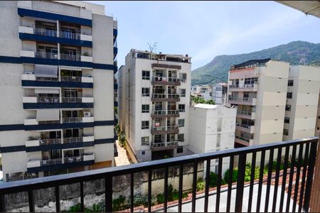 Apartamento à venda com 91m², 3 quartos e 1 vaga Apartamento à venda com 91m², 3 quartos e 1 vagaSuíte