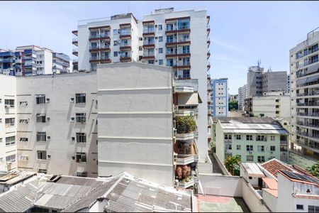 Apartamento à venda com 91m², 3 quartos e 1 vaga Apartamento à venda com 91m², 3 quartos e 1 vagaSala