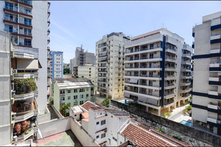 Apartamento à venda com 91m², 3 quartos e 1 vaga Apartamento à venda com 91m², 3 quartos e 1 vagaSala
