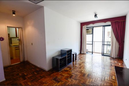 Apartamento à venda com 91m², 3 quartos e 1 vaga Apartamento à venda com 91m², 3 quartos e 1 vagaSala