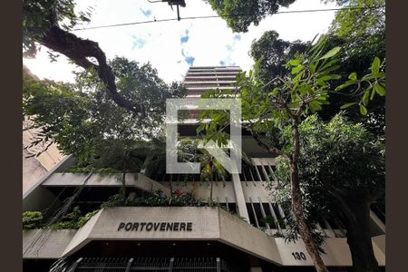 Apartamento à venda com 91m², 3 quartos e 1 vaga Apartamento à venda com 91m², 3 quartos e 1 vagaFachada