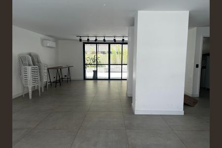 Apartamento à venda com 91m², 3 quartos e 1 vaga Apartamento à venda com 91m², 3 quartos e 1 vagaÁrea comum