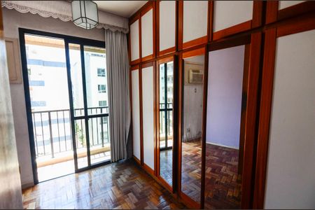 Apartamento à venda com 91m², 3 quartos e 1 vaga Apartamento à venda com 91m², 3 quartos e 1 vagaSuíte