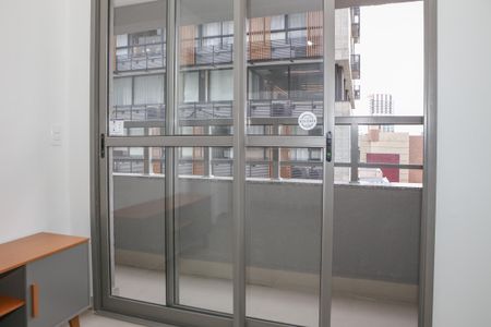 Sacada de apartamento para alugar com 1 quarto, 30m² em Pompeia, São Paulo