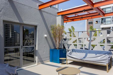 Apartamento à venda com 30m², 1 quarto e sem vaga Apartamento à venda com 30m², 1 quarto e sem vagaTerraço