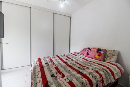 Apartamento à venda com 72m², 2 quartos e 1 vaga Apartamento à venda com 72m², 2 quartos e 1 vagaSuíte