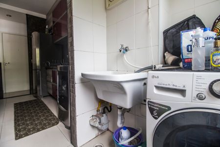Apartamento à venda com 72m², 2 quartos e 1 vaga Apartamento à venda com 72m², 2 quartos e 1 vagaÁrea de Serviço