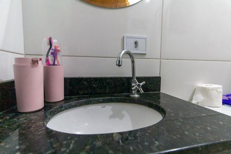 Apartamento à venda com 42m², 2 quartos e sem vaga Apartamento à venda com 42m², 2 quartos e sem vagaBanheiro