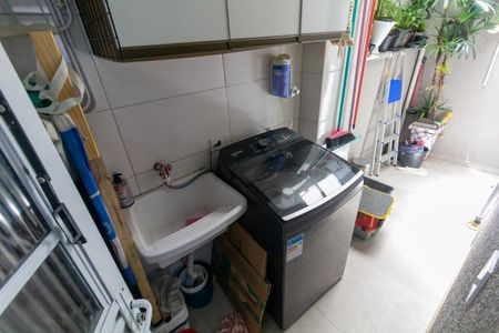 Apartamento à venda com 42m², 2 quartos e sem vaga Apartamento à venda com 42m², 2 quartos e sem vagaÁrea de Serviço