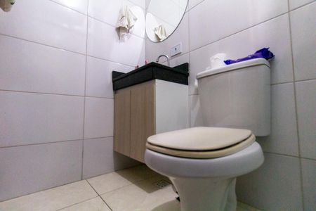 Apartamento à venda com 42m², 2 quartos e sem vaga Apartamento à venda com 42m², 2 quartos e sem vagaBanheiro