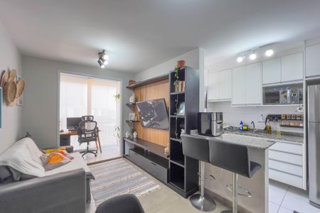 Sala de apartamento à venda com 2 quartos, 56m² em Vila Carioca, São Paulo