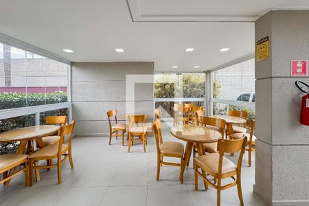 Apartamento à venda com 56m², 2 quartos e 1 vagaChurrasqueira