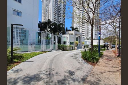 Apartamento à venda com 170m², 3 quartos e 3 vagas Apartamento à venda com 170m², 3 quartos e 3 vagasFachada