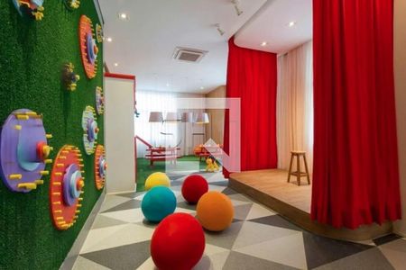 Apartamento à venda com 170m², 3 quartos e 3 vagas Apartamento à venda com 170m², 3 quartos e 3 vagasÁrea Comum - Brinquedoteca