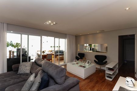 Apartamento à venda com 170m², 3 quartos e 3 vagas Apartamento à venda com 170m², 3 quartos e 3 vagasSala