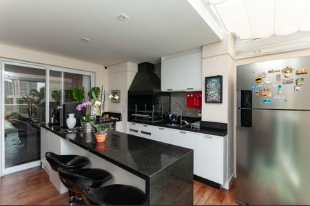 Apartamento à venda com 170m², 3 quartos e 3 vagas Apartamento à venda com 170m², 3 quartos e 3 vagasVaranda Gourmet