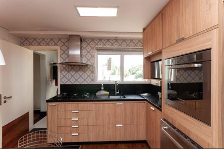 Apartamento à venda com 170m², 3 quartos e 3 vagas Apartamento à venda com 170m², 3 quartos e 3 vagasCozinha