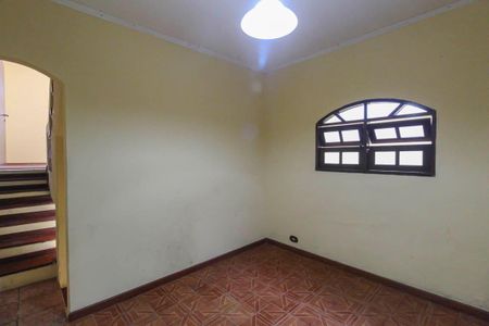 Casa para alugar com 150m², 2 quartos e 1 vaga Casa para alugar com 150m², 2 quartos e 1 vagaSala de Jantar