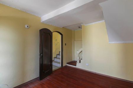 Sala de casa para alugar com 2 quartos, 150m² em Jardim Sonia Maria, São Paulo