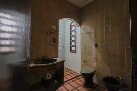 Casa para alugar com 150m², 2 quartos e 1 vaga Casa para alugar com 150m², 2 quartos e 1 vagaBanheiro