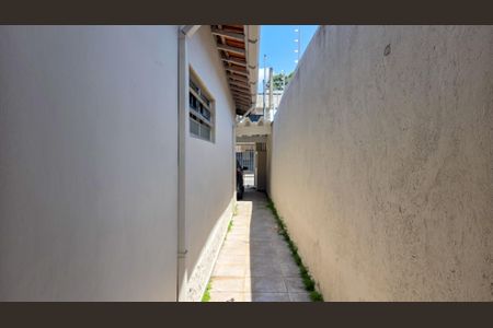 Casa para alugar com 105m², 2 quartos e 2 vagas Casa para alugar com 105m², 2 quartos e 2 vagasCorredor