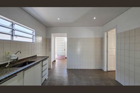 Casa para alugar com 105m², 2 quartos e 2 vagas Casa para alugar com 105m², 2 quartos e 2 vagasCozinha