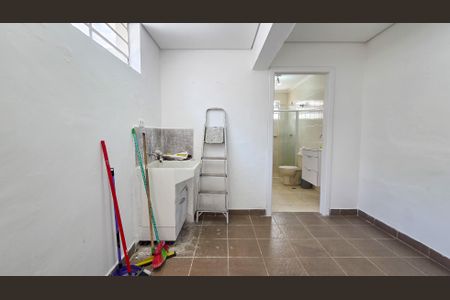 Casa para alugar com 105m², 2 quartos e 2 vagas Casa para alugar com 105m², 2 quartos e 2 vagasÁrea de Serviço