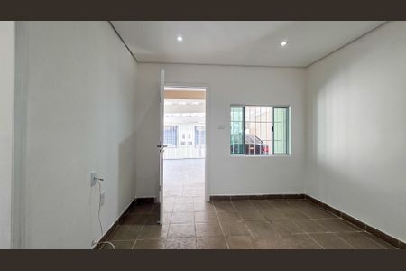 Sala  de casa para alugar com 2 quartos, 105m² em Vila Friburgo, São Paulo