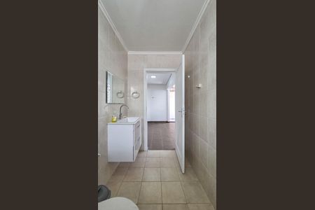 Casa para alugar com 105m², 2 quartos e 2 vagas Casa para alugar com 105m², 2 quartos e 2 vagasBanheiro