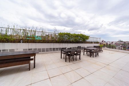 Apartamento à venda com 59m², 2 quartos e 1 vaga Apartamento à venda com 59m², 2 quartos e 1 vagaÁrea comum - Salão de festas