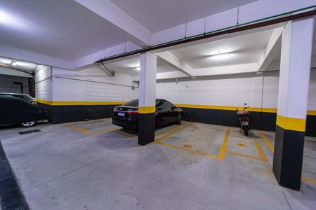 Apartamento à venda com 59m², 2 quartos e 1 vaga Apartamento à venda com 59m², 2 quartos e 1 vagaAcademia