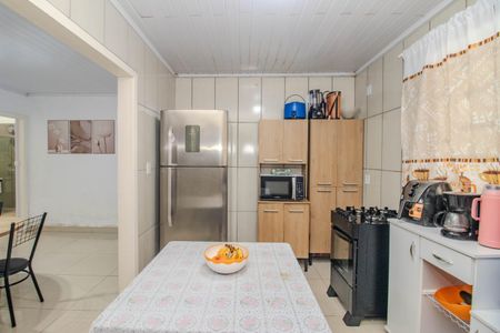 Casa à venda com 130m², 2 quartos e 4 vagas Casa à venda com 130m², 2 quartos e 4 vagasCozinha