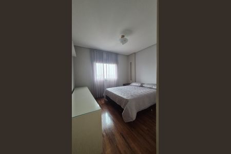 Apartamento à venda com 147m², 3 quartos e 3 vagasQuarto